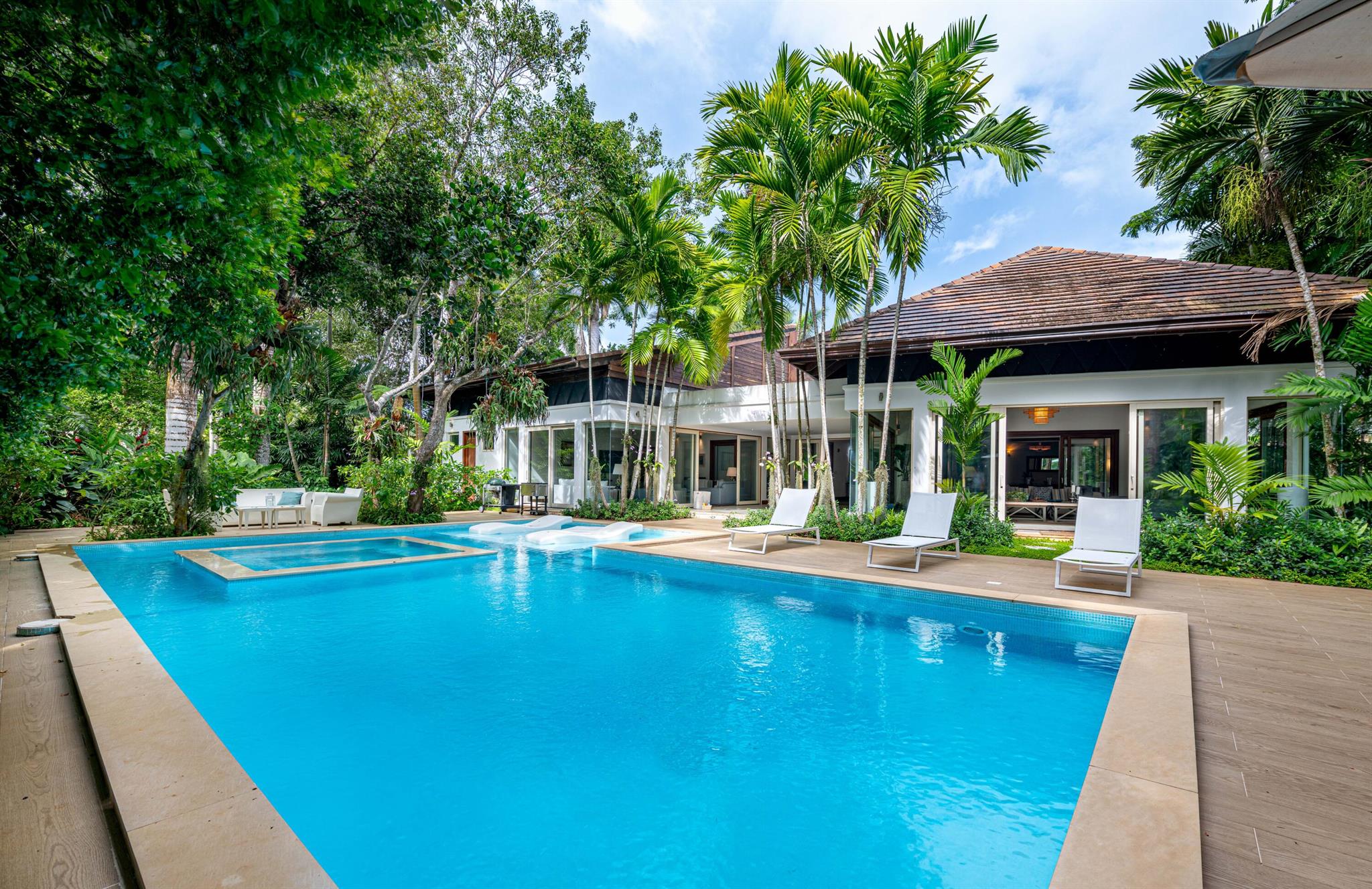 Exklusive Luxusvilla in Casa de Campo, La Romana – Ihr karibischer Traum wird war